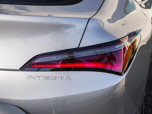Used 2023 Acura Integra image 7