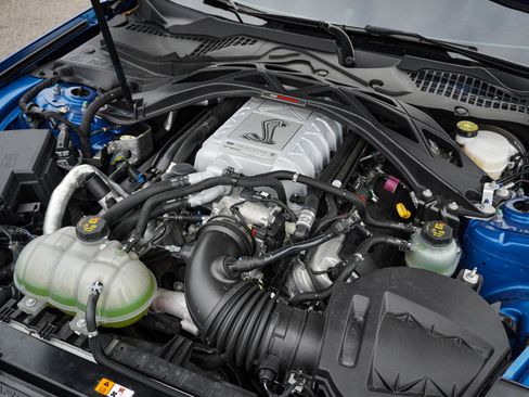 Used 2021 Ford Mustang Shelby GT500 w/ Technology Package image 35