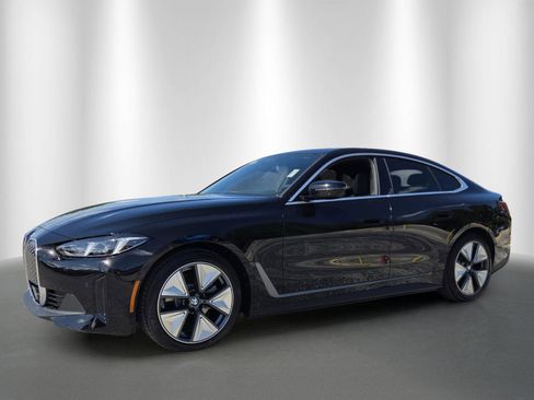 New 2026 BMW i4 eDrive40 w/ Premium Package RWD image 3