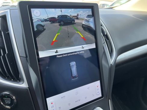 Used 2023 Ford Edge SEL w/ Convenience Package image 21