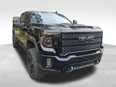 Used 2022 GMC Sierra 2500 Denali w/ Denali Black Diamond Edition
