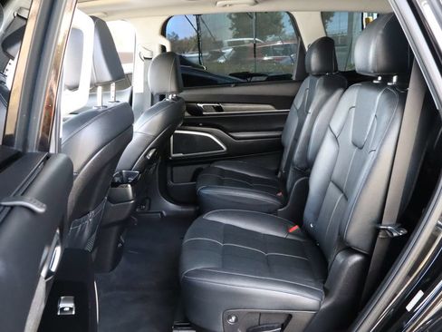 Used 2022 Kia Telluride EX w/ EX Premium Package AWD/4WD image 37