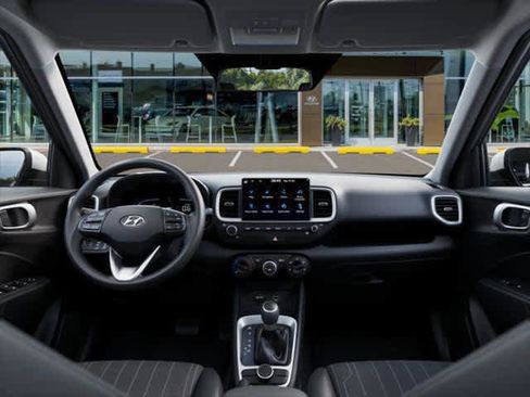 New 2025 Hyundai Venue SE image 11