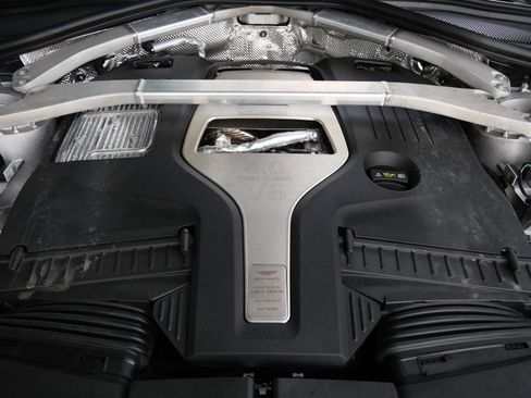 Used 2024 Aston Martin DBX 707 AWD/4WD image 22