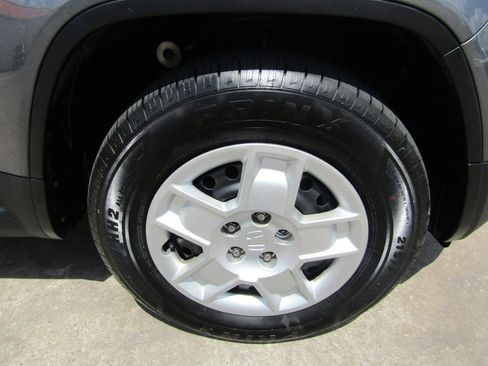 Used 2011 Honda Element LX image 7