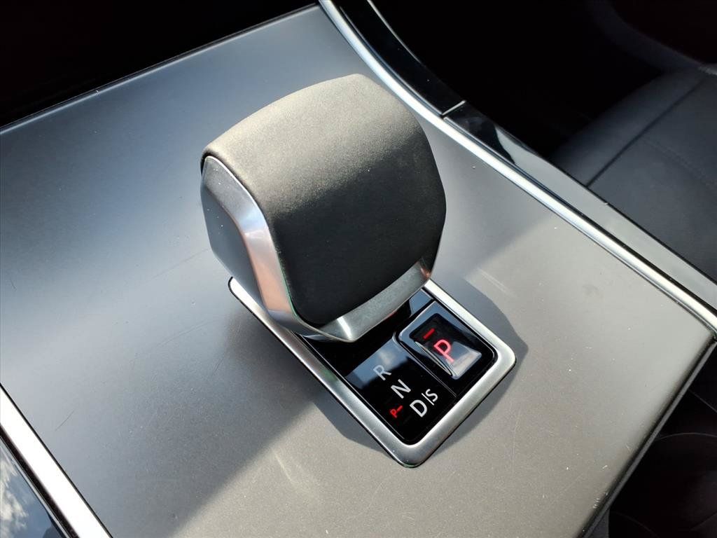 Used 2025 Land Rover Range Rover Velar Dynamic SE AWD/4WD image 31