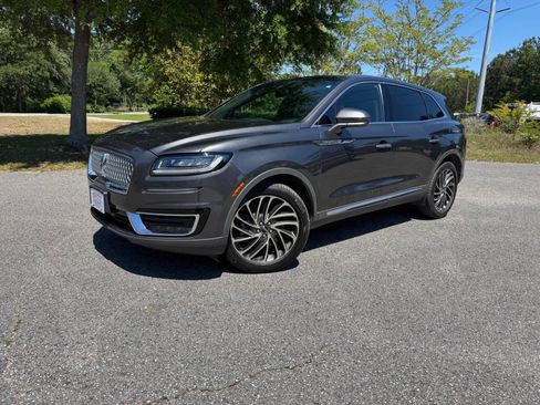 Used 2019 Lincoln Nautilus Reserve AWD/4WD image 6