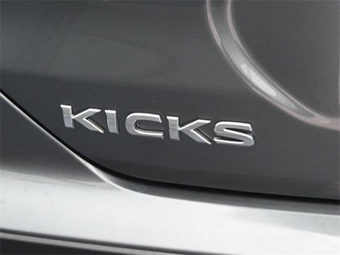 New 2025 Nissan Kicks Play S image 12