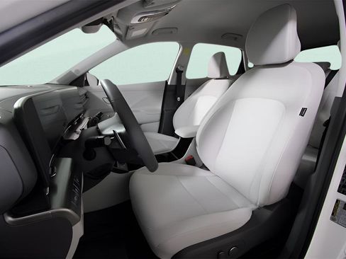New 2025 Hyundai Kona SEL FWD image 16