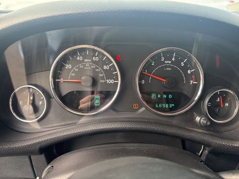 Used 2018 Jeep Wrangler Unlimited Sport S image 15