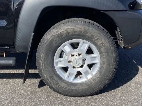 Used 2014 Toyota Tacoma 4x4 Double Cab image 5