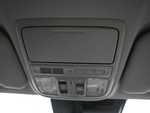 Used 2019 Honda CR-V Touring image 27