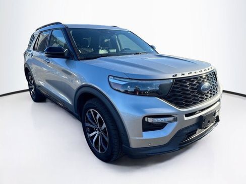 Used 2020 Ford Explorer ST w/ Premium Technology Package image 27