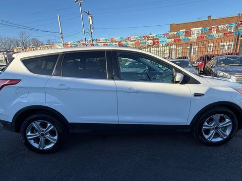 Used 2015 Ford Escape SE image 6