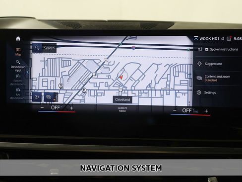Used 2023 BMW X7 xDrive40i w/ Executive Package AWD/4WD image 3