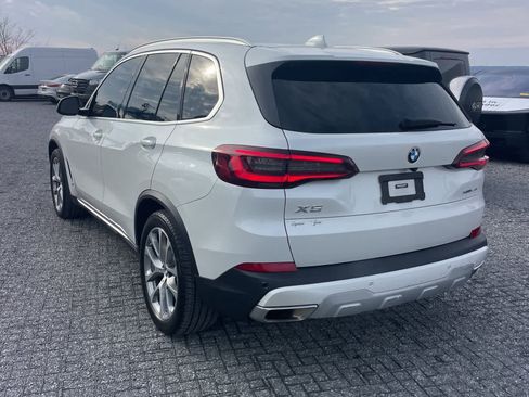 Used 2023 BMW X5 xDrive40i w/ Premium Package image 3