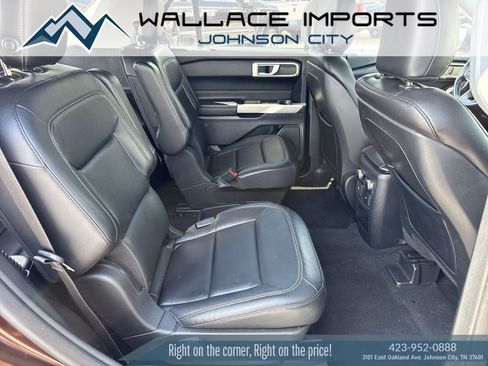 Used 2020 Ford Explorer XLT w/ Equipment Group 202A AWD/4WD image 41