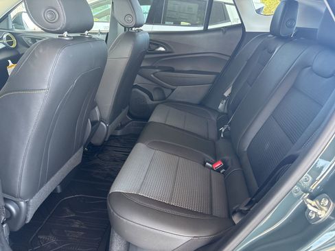 New 2026 Chevrolet Trax LT image 11