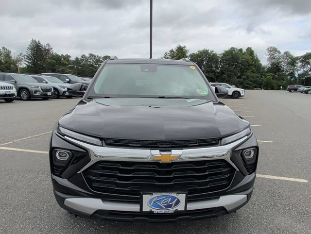 Used 2025 Chevrolet TrailBlazer LT AWD/4WD image 32