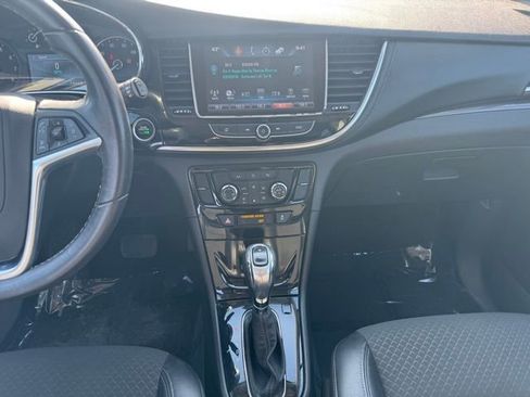 Used 2017 Buick Encore Preferred image 2