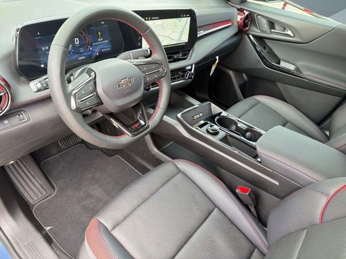 Used 2026 Chevrolet Equinox RS w/ Convenience Package III image 4