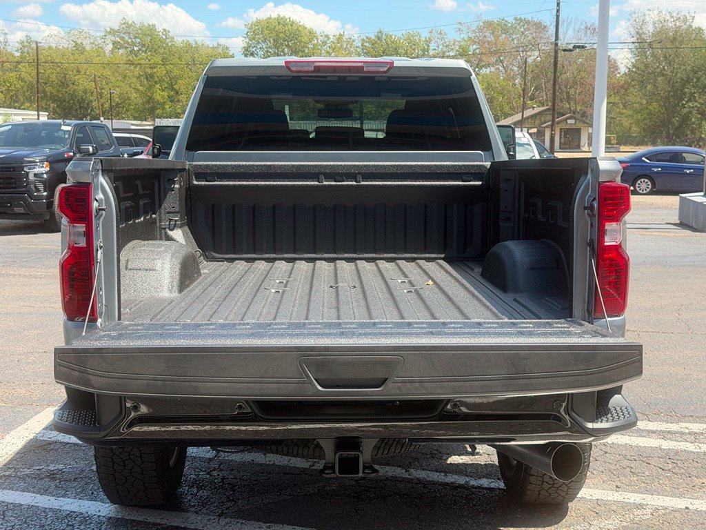 New 2026 Chevrolet Silverado 2500 Custom w/ Custom Value Package AWD/4WD image 8
