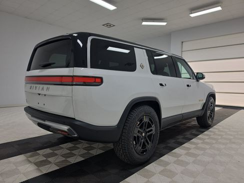 Used 2023 Rivian R1S Adventure Quad AWD/4WD image 5
