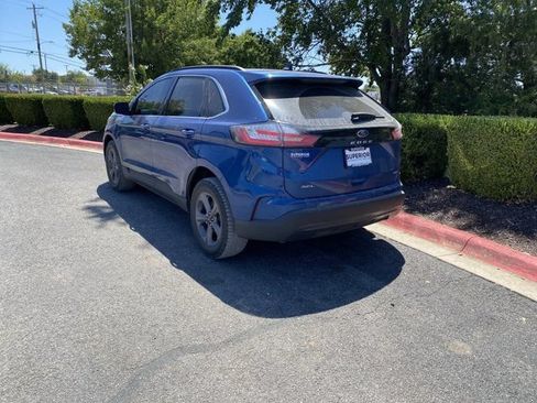 Used 2022 Ford Edge SEL w/ Sport Appearance Package AWD/4WD image 3