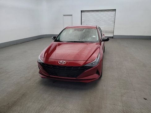 Used 2021 Hyundai Elantra SEL w/ Convenience Package FWD image 15