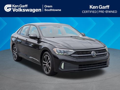 Used 2022 Volkswagen Jetta Sport FWD image 1