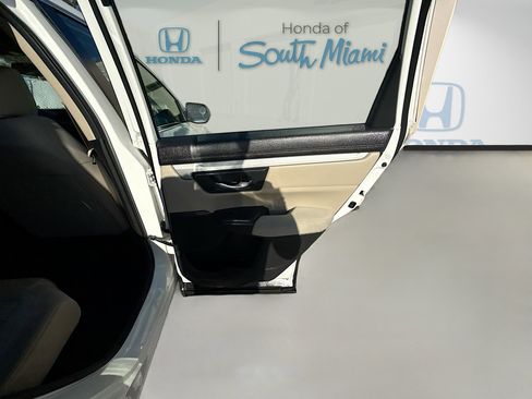 Used 2017 Honda CR-V LX image 30