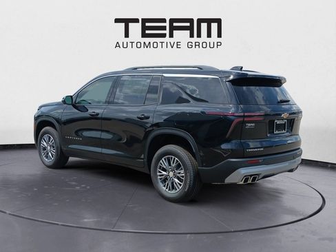 New 2025 Chevrolet Traverse LT w/ Enhanced Driving Package image 5