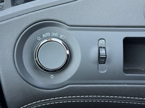 Used 2014 Buick LaCrosse Leather FWD image 24