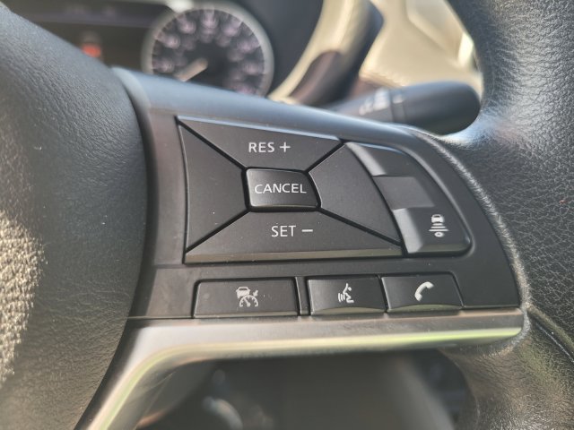 Certified 2025 Nissan Sentra SV FWD image 27