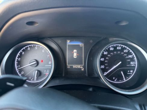Used 2018 Toyota Camry SE FWD image 15