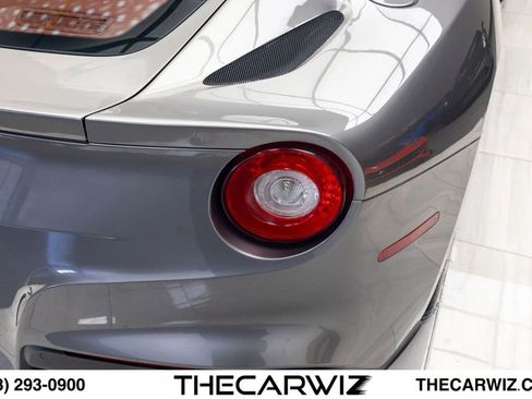 Used 2016 Ferrari F12 Berlinetta RWD image 30