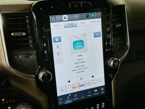 Used 2022 RAM 1500 Laramie image 19