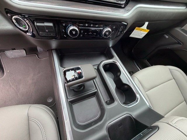 New 2026 GMC Sierra 1500 SLT AWD/4WD image 11