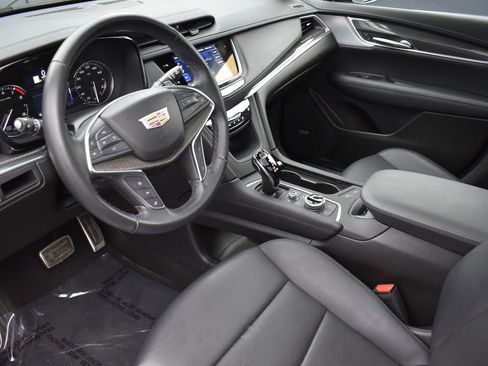 Used 2023 Cadillac XT5 Sportv image 12