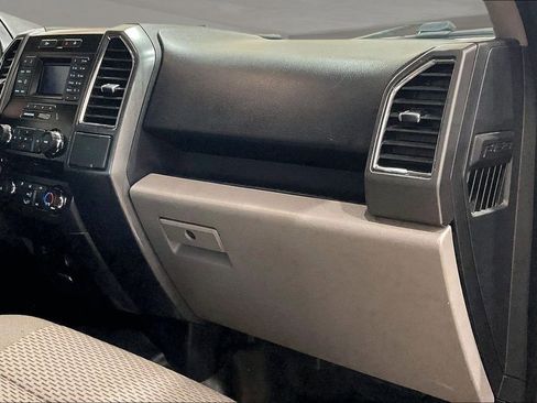 Used 2016 Ford F150 XLT w/ Trailer Tow Package image 16