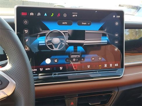 New 2026 Volkswagen Tiguan SEL R-Line image 20