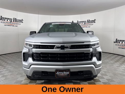 Used 2022 Chevrolet Silverado 1500 RST w/ Convenience Package II image 3