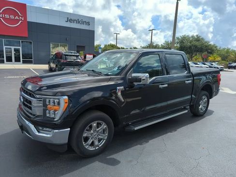 Used 2023 Ford F150 Lariat w/ Trailer Tow Package RWD image 14