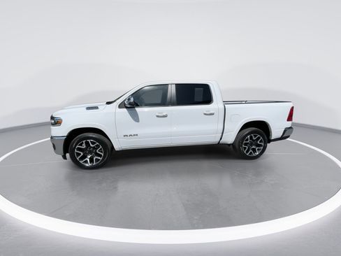 Used 2025 RAM 1500 Laramie AWD/4WD image 10