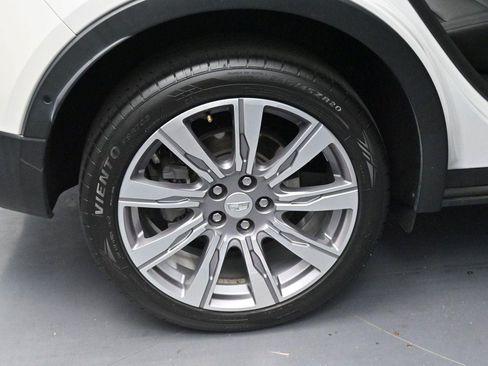 Used 2021 Cadillac XT4 Premium Luxury w/ Technology Package AWD/4WD image 36