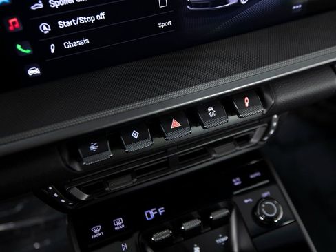 Certified 2022 Porsche 911 Carrera image 24