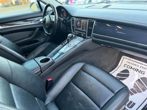Used 2010 Porsche Panamera 4S image 10