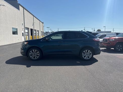 Used 2020 Ford Edge Titanium w/ Equipment Group 301A AWD/4WD image 3