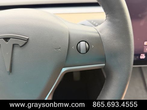 Used 2022 Tesla Model 3 Long Range AWD/4WD image 23