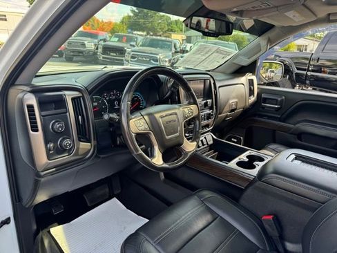 Used 2018 GMC Sierra 1500 Denali AWD/4WD image 10